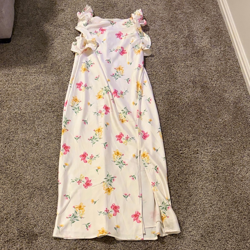 Charming Floral Ruffle Maxi Dress